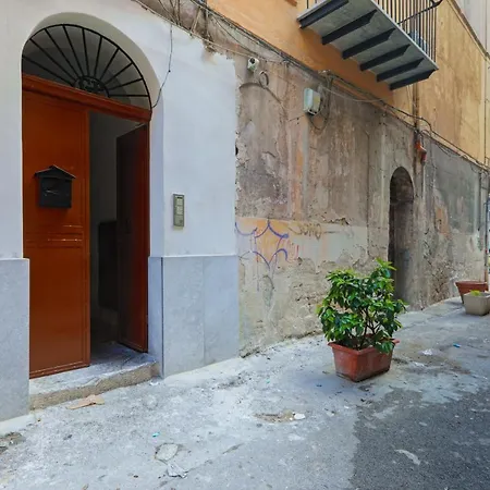 Casa Di Molly Cozy Near Via Roma Apartamento *